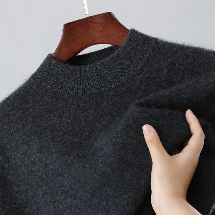 Men's wool pullover, stand-up collar, loose fit