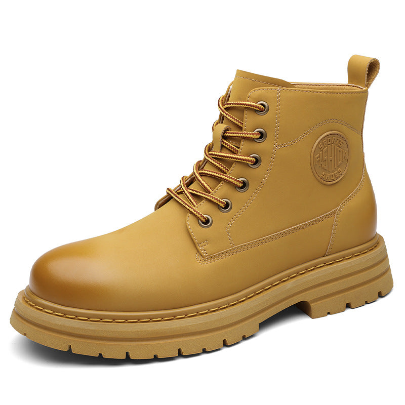 Fashionable men's boots, lined