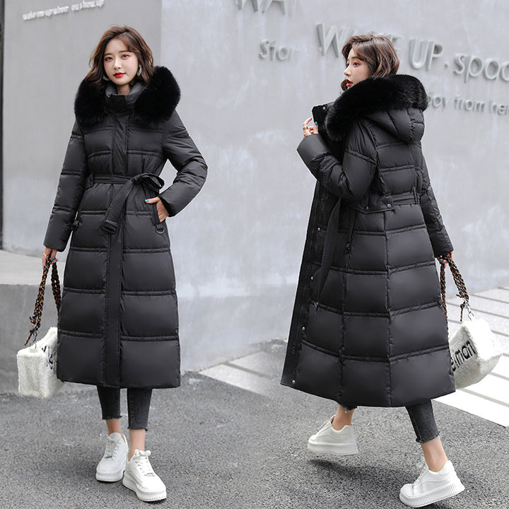Long women's winter coat, tailored, with belt and fur collar