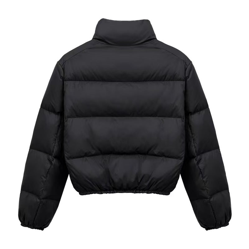 Short women's quilted jacket with zipper