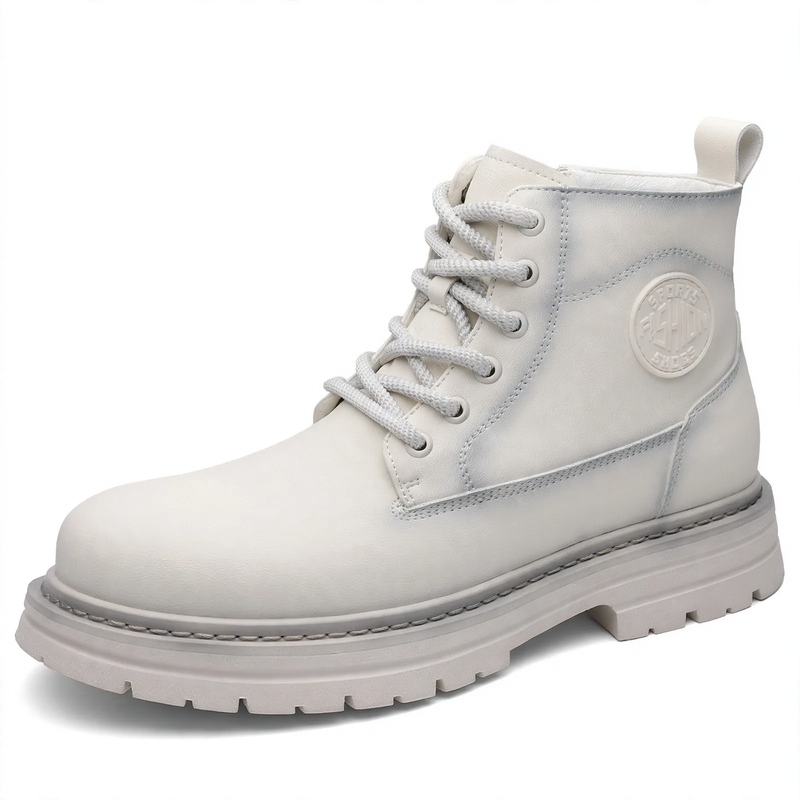 Fashionable men's boots, lined