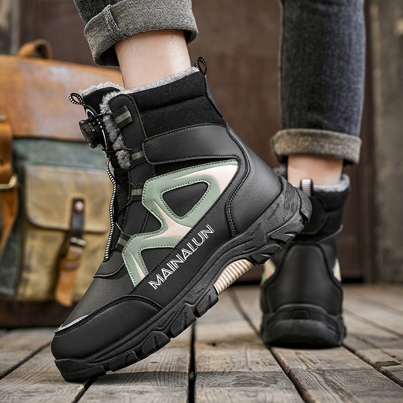 Robust men's winter boots with warm lining