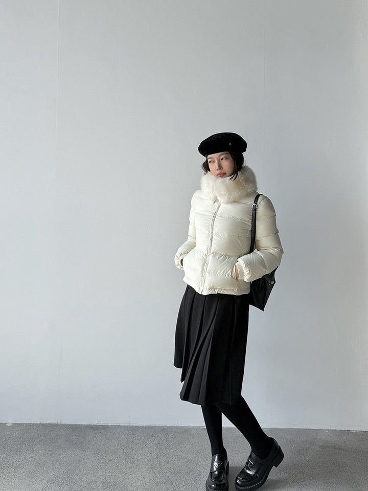Short down jacket for girls, with removable faux fur collar