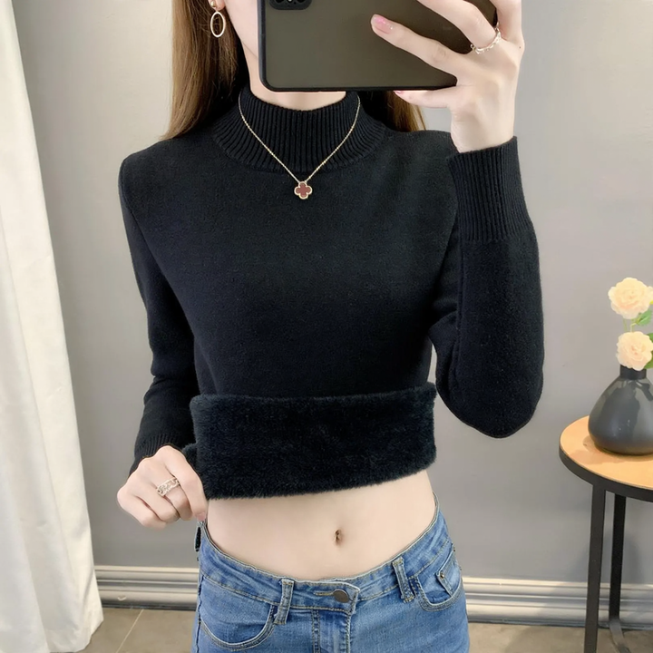 Padded women's knitted sweater for winter