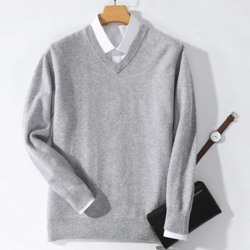 Men's wool pullover with V-neck