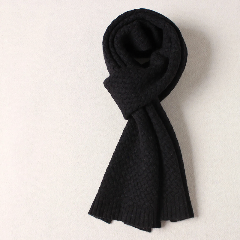 Knitted scarf made of pure merino wool, 185 cm