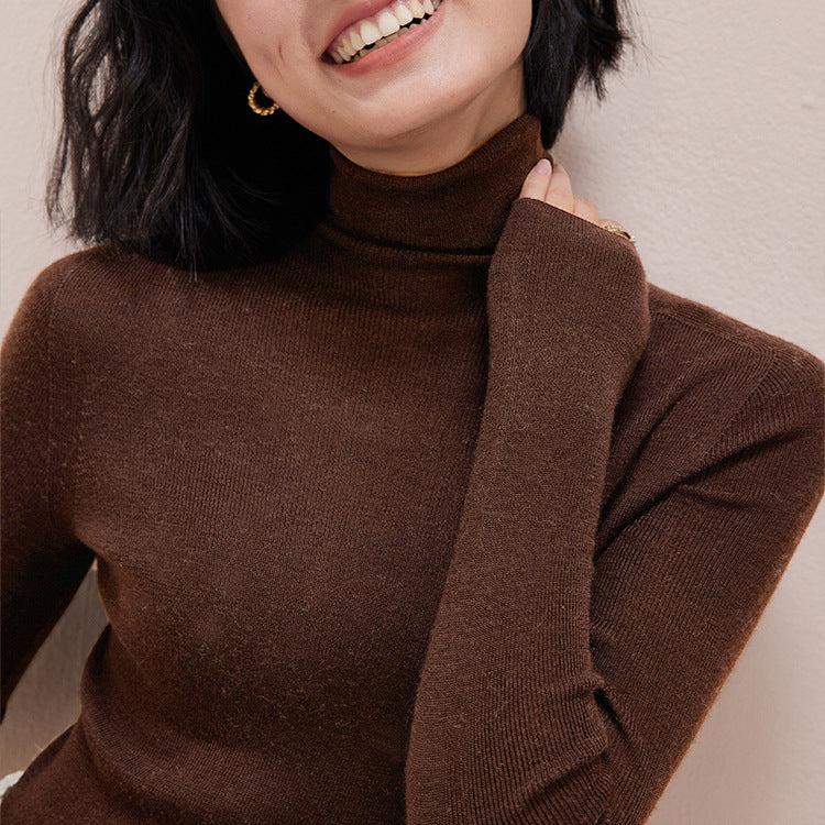 Ladies' wool sweater with stand-up collar, 100% wool