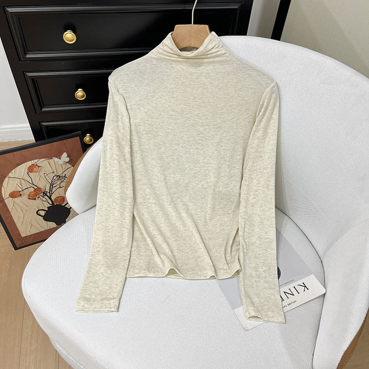 Women's turtleneck sweater made of cashmere blend