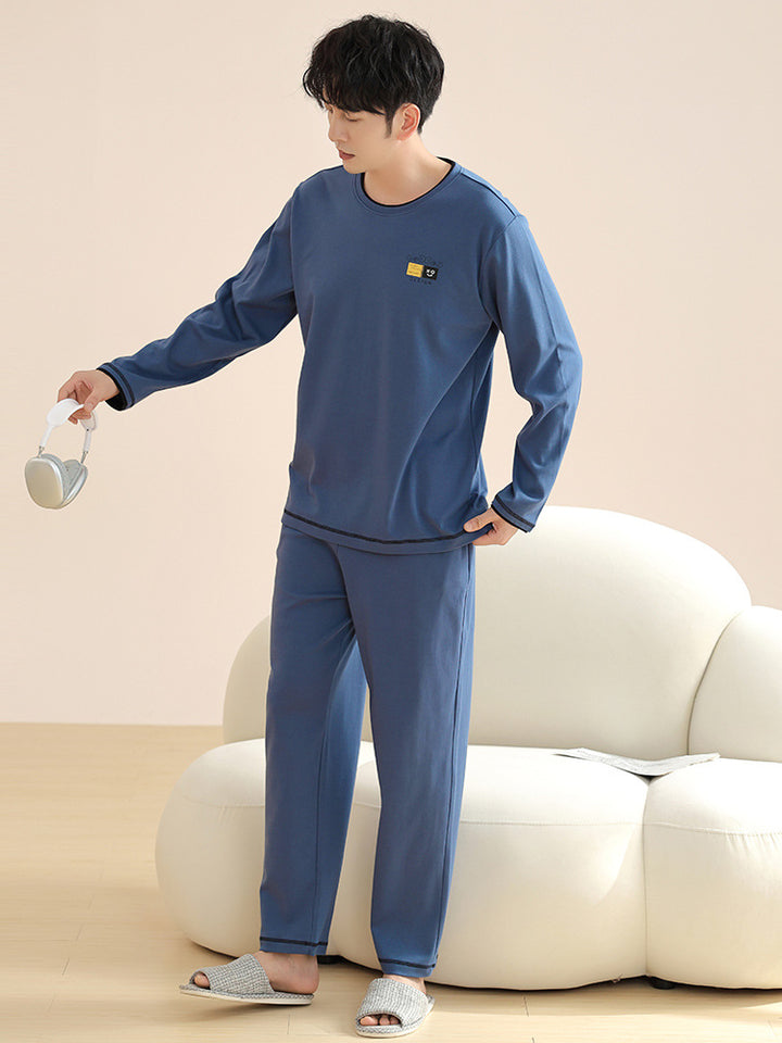 Loose men's cotton pajamas