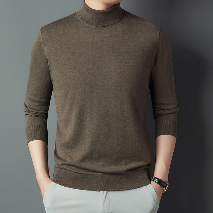 Turtleneck sweater made of silk and merino wool