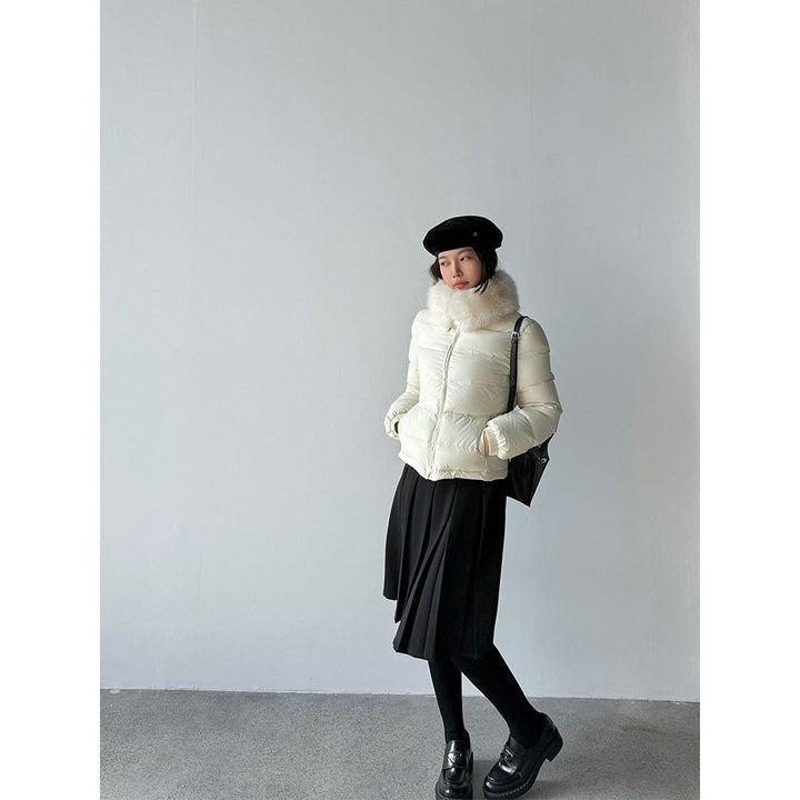 Short down jacket for girls, with removable faux fur collar
