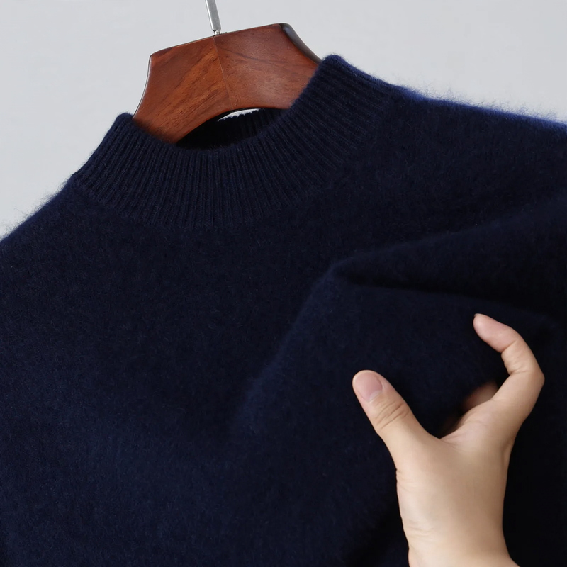 Men's wool pullover, stand-up collar, loose fit