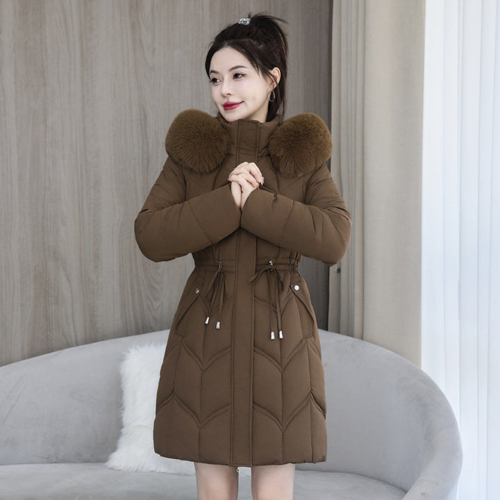 Long women's winter coat with faux fur collar