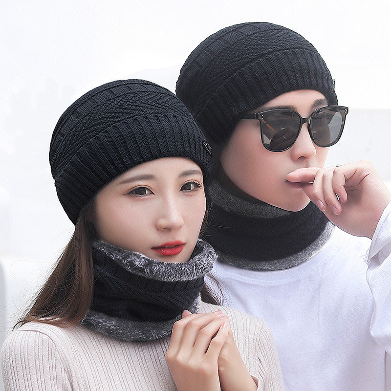 Padded knit hat and scarf set for men