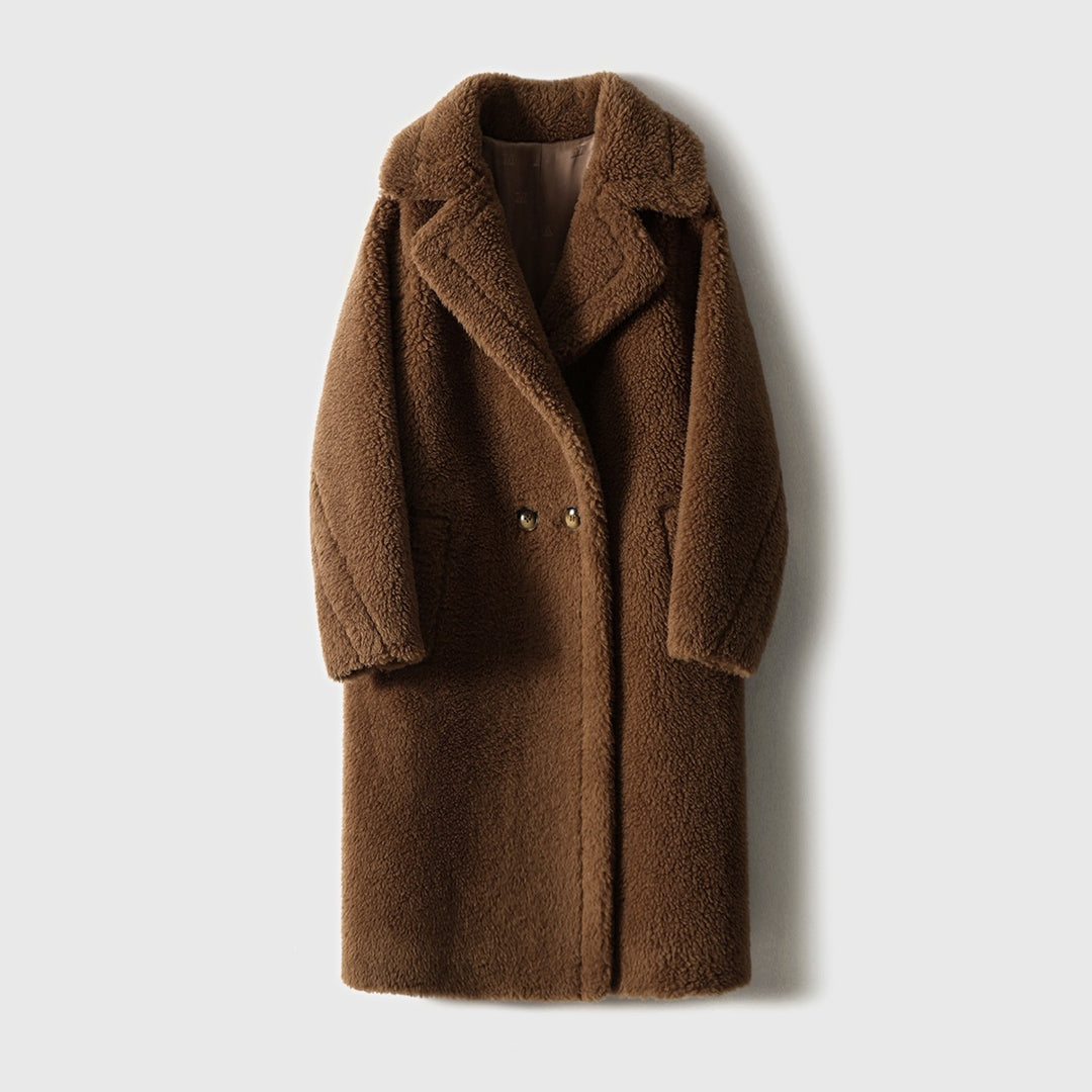 High-quality women's coat made of virgin wool and camel hair
