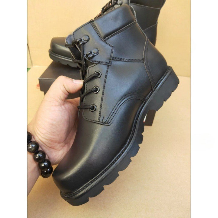Warm men's winter boots with lamb fur