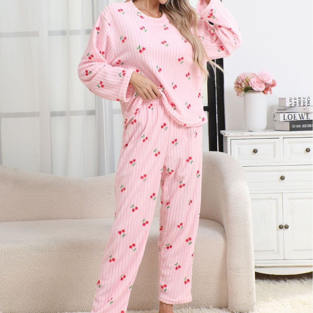 Women's flannel pajamas set, simple and modern