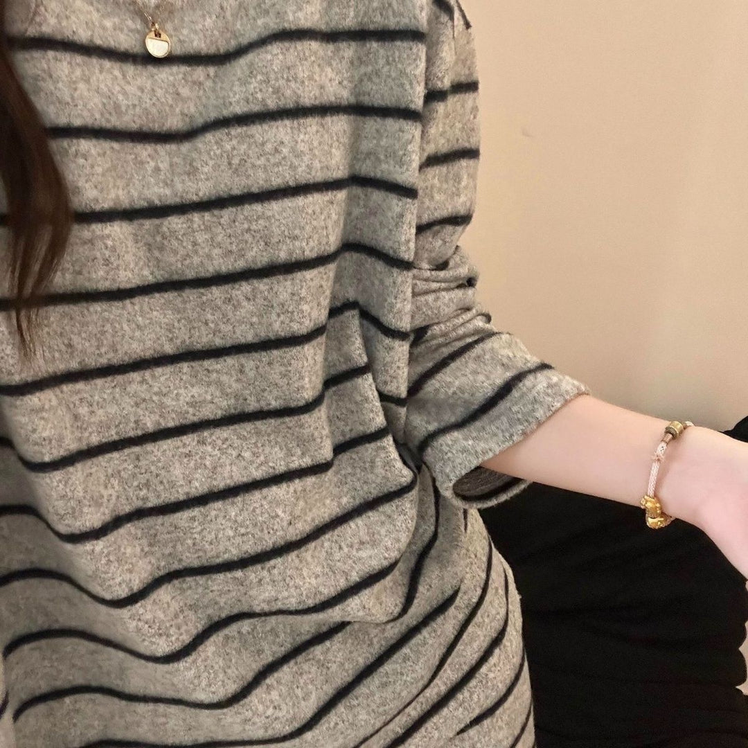 Warm striped pajamas set for couples