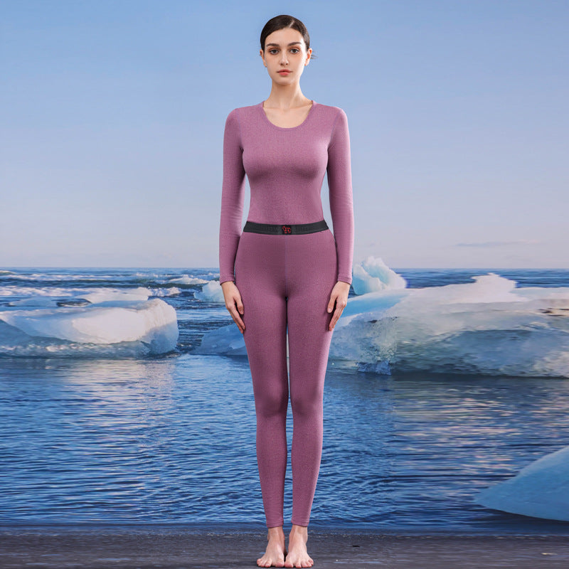Thermal underwear set with temperature regulation