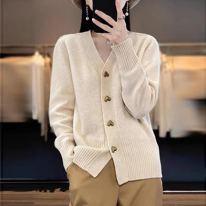 Women's cardigan with V-neck and heart buttons