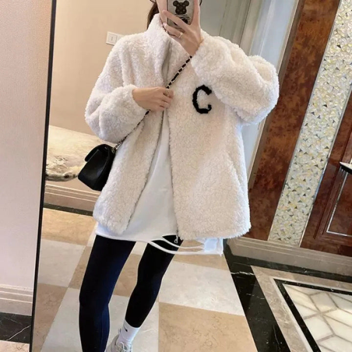 Women's baseball jacket made of lamb fleece imitation