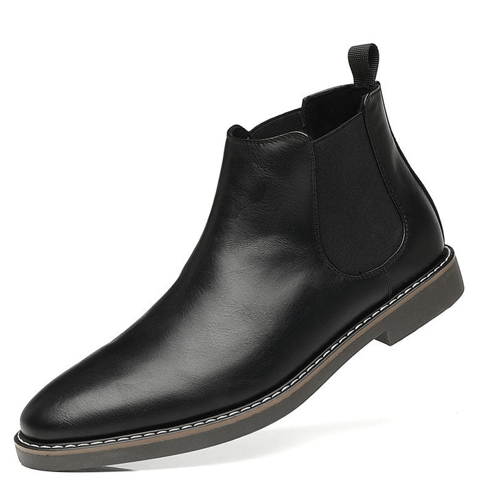 Elegant men's Chelsea boots in British style