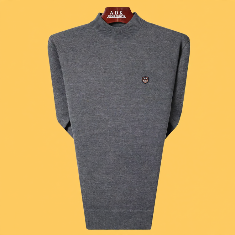 Men's knit sweater with round neck and fleece lining