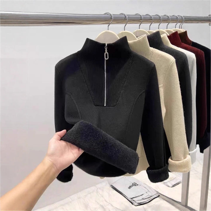 Ladies' sweater with stand-up collar and fleece lining