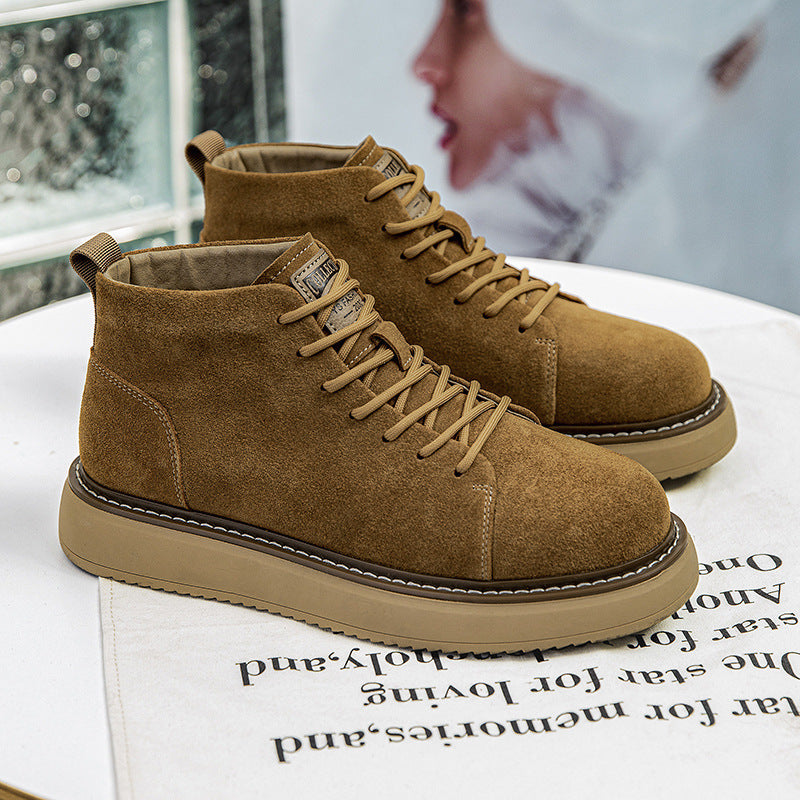 Men's vintage style boots with platform sole