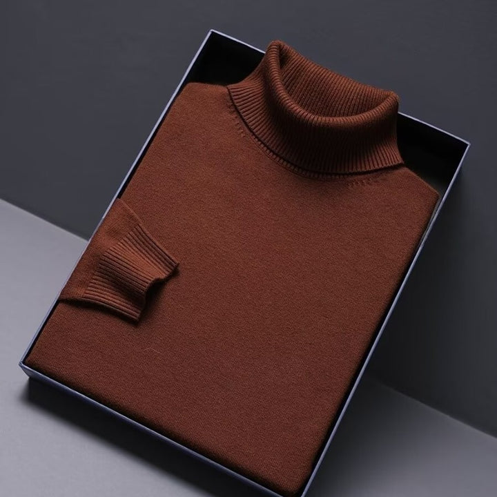 Men's wool sweater with roll neck, plain and warm