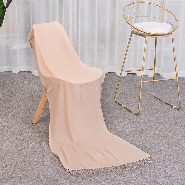Thick scarf in cashmere look with fringes
