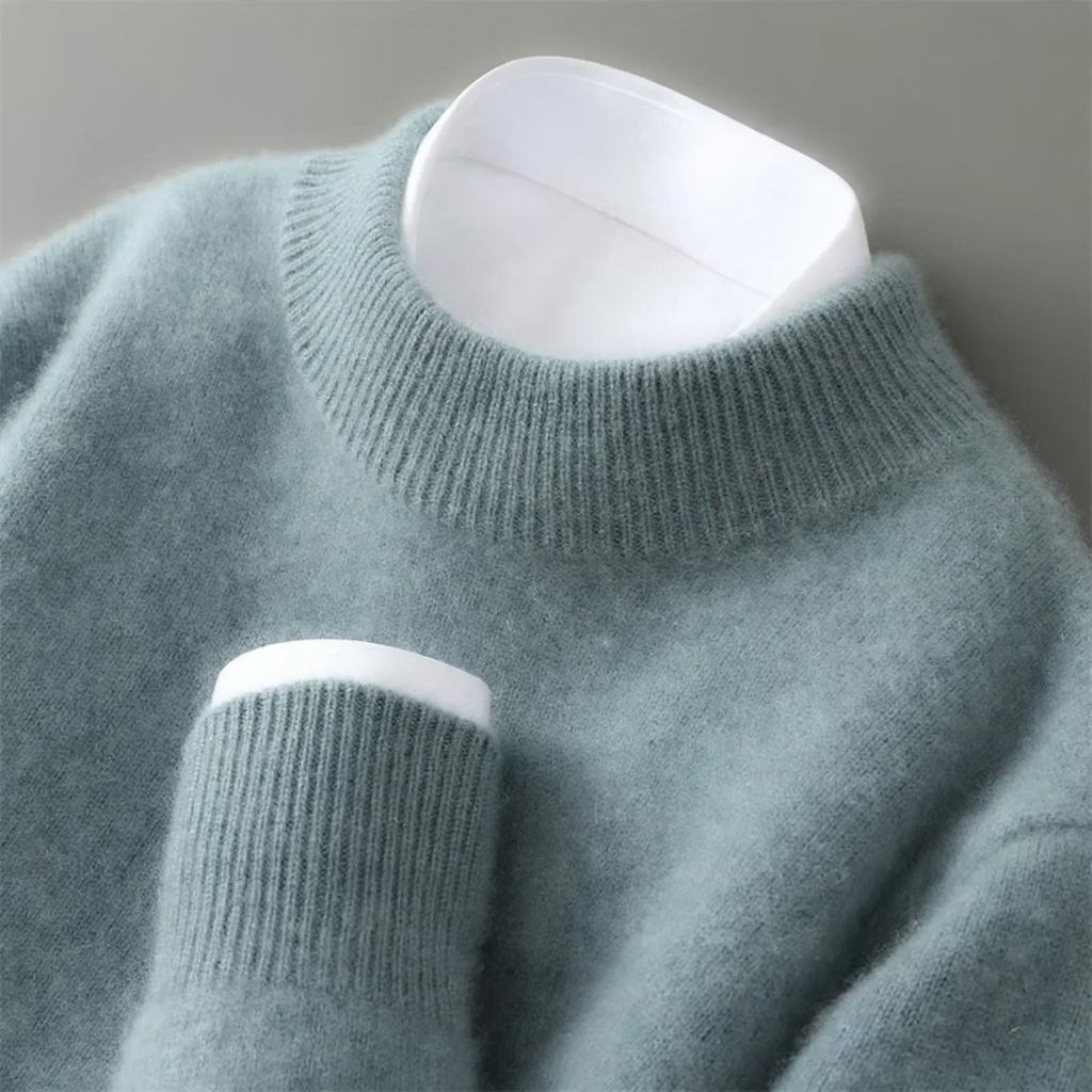 Men's wool sweater with stand-up collar
