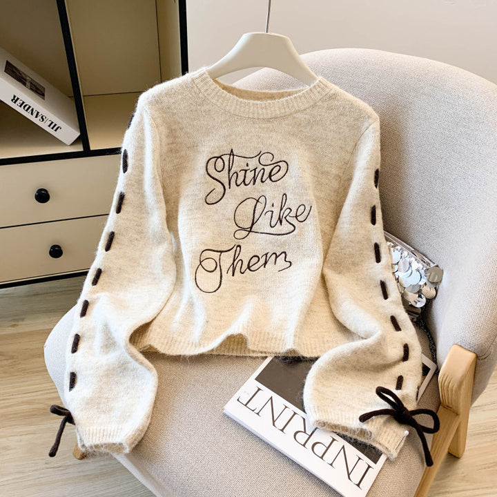 Vintage sweater with embroidery for women