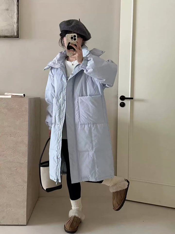 Mid-length, lined women's coat, knee-length