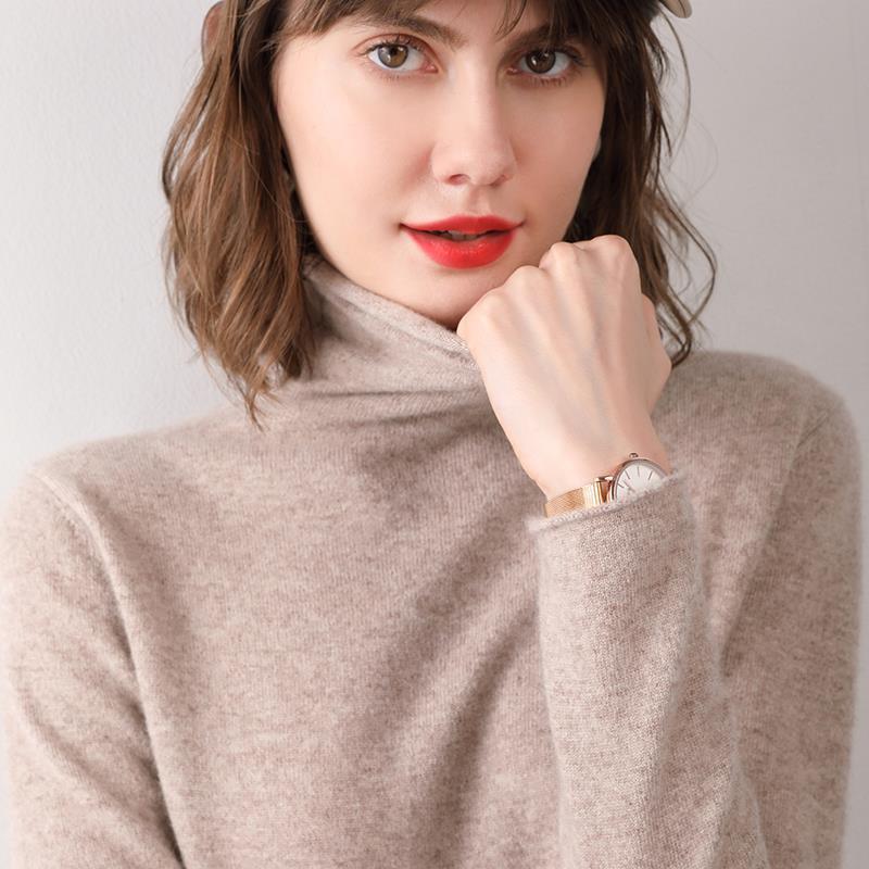 Women's wool sweater with stand-up collar made of 100% wool