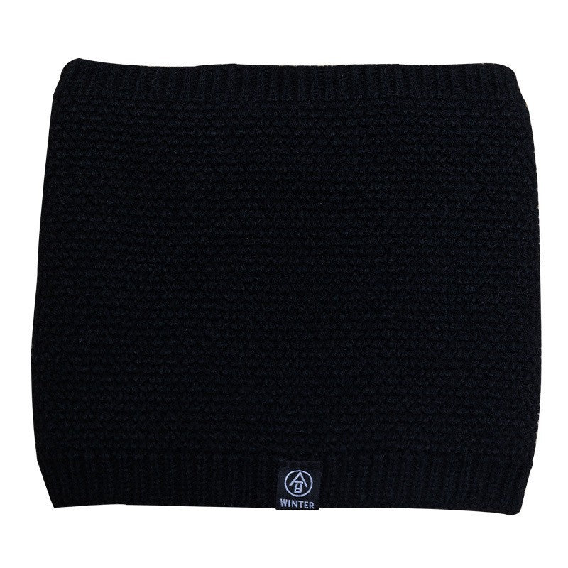 Knitted tubular scarf, lined