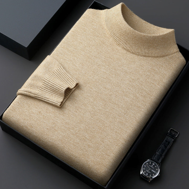 Men's pullover with stand-up collar, finely knitted