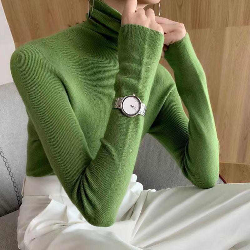Narrow cut turtleneck knit sweater