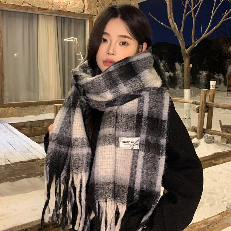 Knitted scarf in Korean style, 200x60 cm