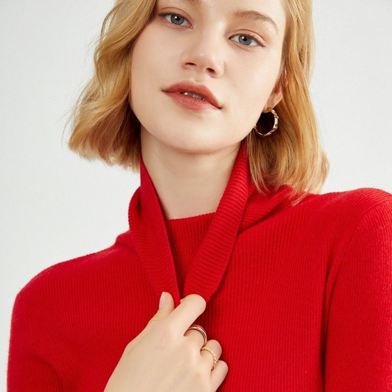Women's knitted sweater, fitted, with stand-up collar