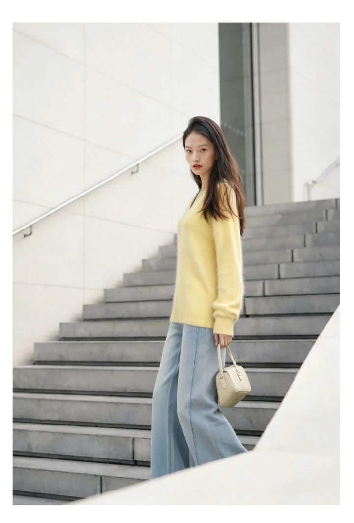 Women's knit sweater made of wool blend with V-neck
