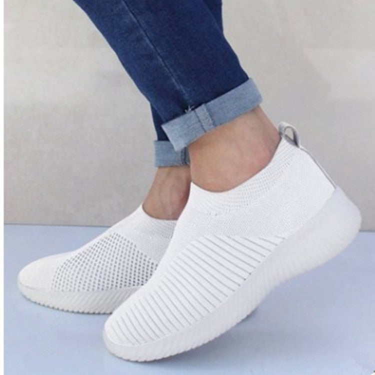 Unisex nan light knitted Slip-On sneakers with elastic entry and ergonomic insole Mune Fashion