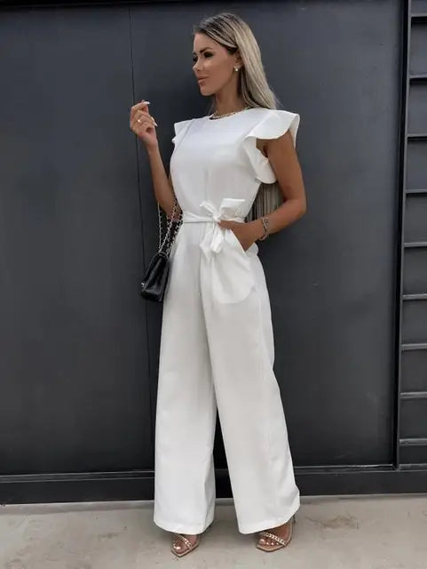 Elegant overall with ruffled sleeves