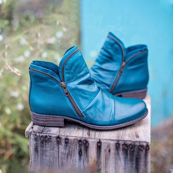 Women's ankle-high ankle boots made of soft leather with side zipper and vintage heel Mune Fashion
