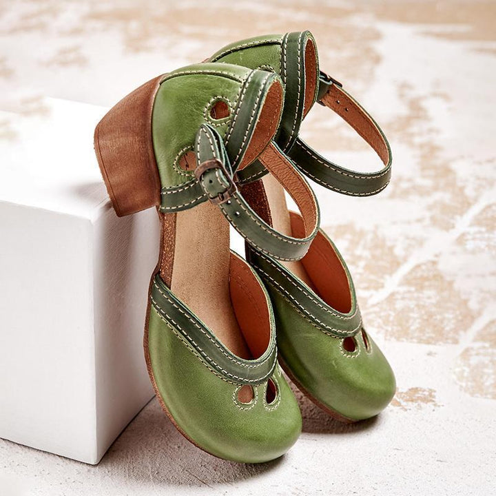Orthopedic sandals with low heel