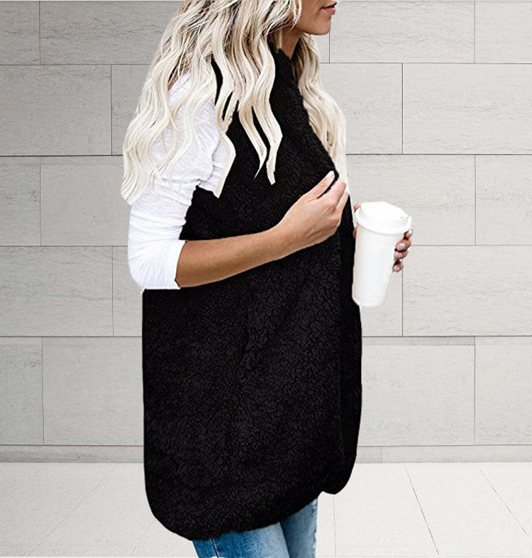 Women nan fluffy teddy vest with shawl collar and welt pockets Mune Fashion