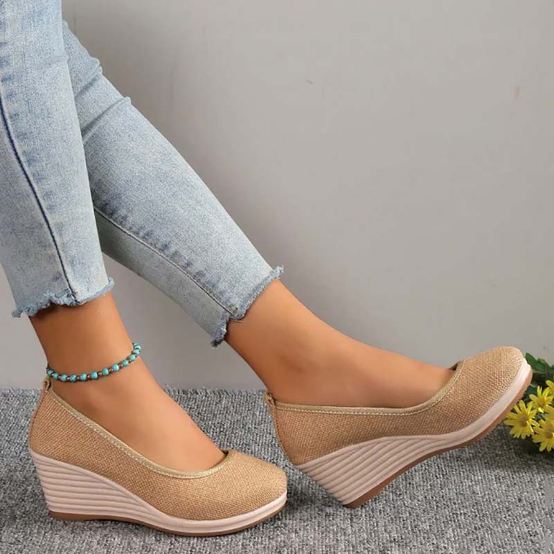 Casual wedge shoes