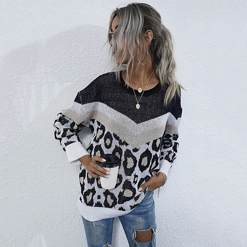 Women's oversized fine knit sweater with chevron detail and abstract leopard print Mune Fashion
