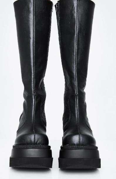 Women's Over-the-Knee Platform Boots with Chunky Lug Sole and Side Zipper Mune Fashion
