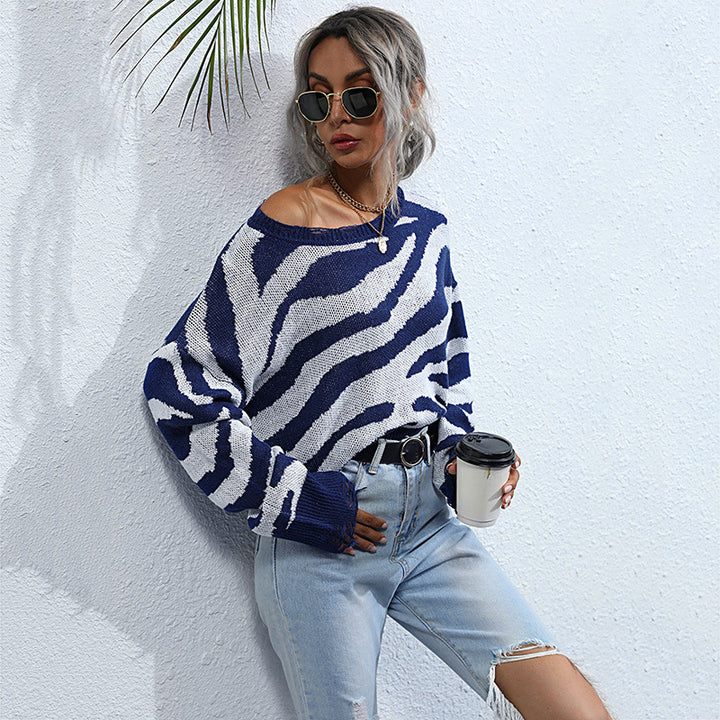 Women's Oversized Knit Sweater with ZMune Fashion Pattern, Destroyed Hem & Wide Cut Mune Fashion